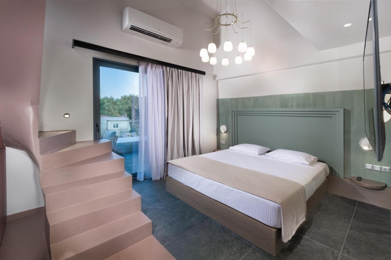 Callisti Suites Sarti Luaran gambar