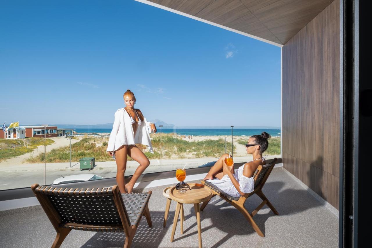 Callisti Suites Sarti Luaran gambar
