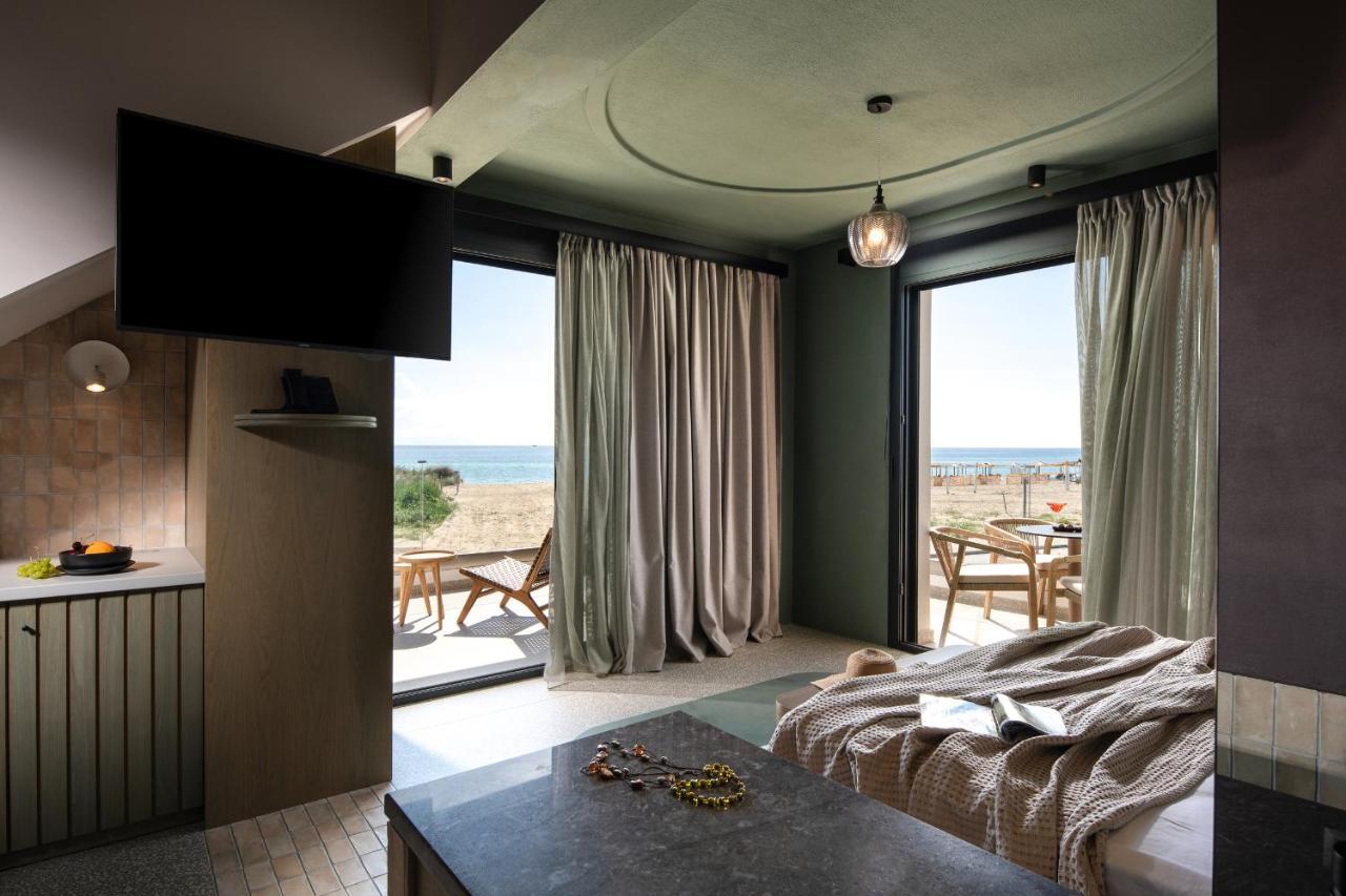 Callisti Suites Sarti Luaran gambar