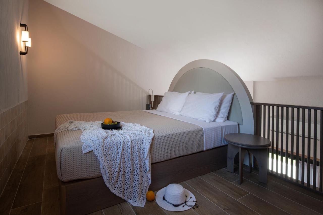 Callisti Suites Sarti Luaran gambar