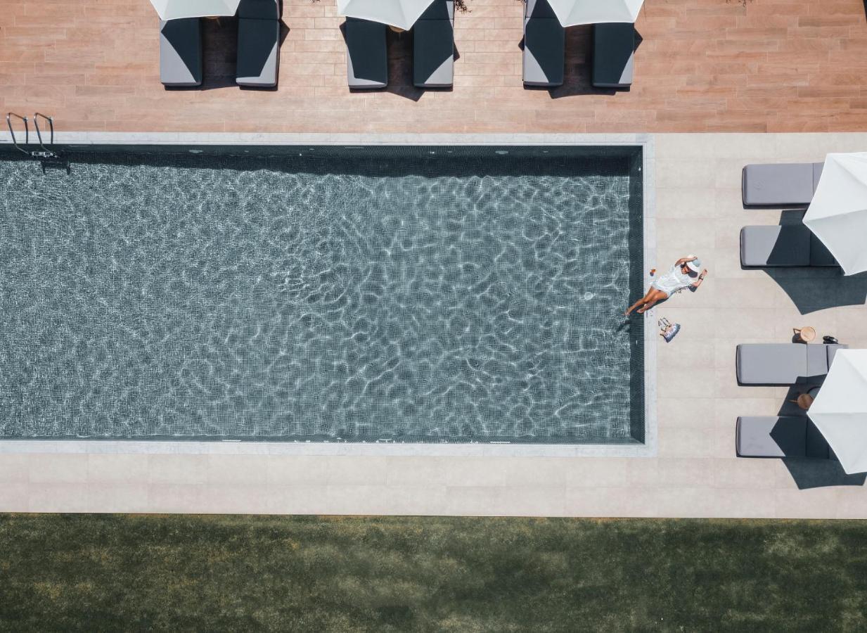 Callisti Suites Sarti Luaran gambar
