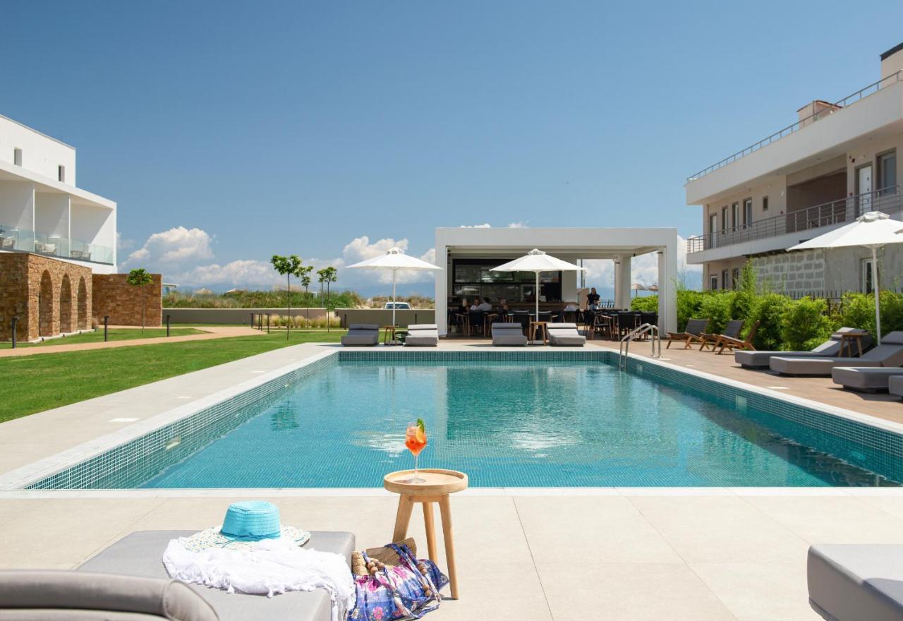 Callisti Suites Sarti Luaran gambar